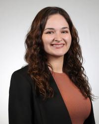 Headshot of Baylee Edwards